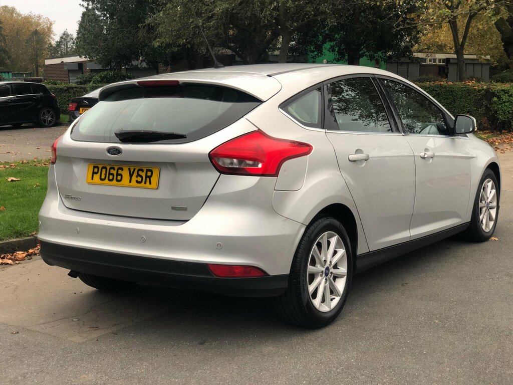Ford Focus 1.0T Ecoboost Titanium Euro 6 Ss PO66YSR Silver #5