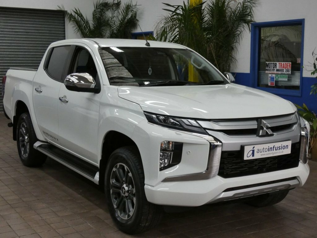 Mitsubishi L200 2.2L Dc Barbarian X White #6