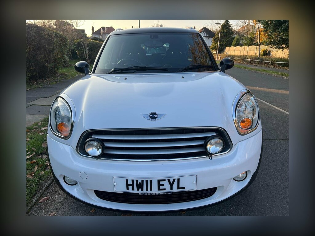 Mini Countryman 1.6 Cooper D All4 Euro 5 Ss HW11EYL Black #2