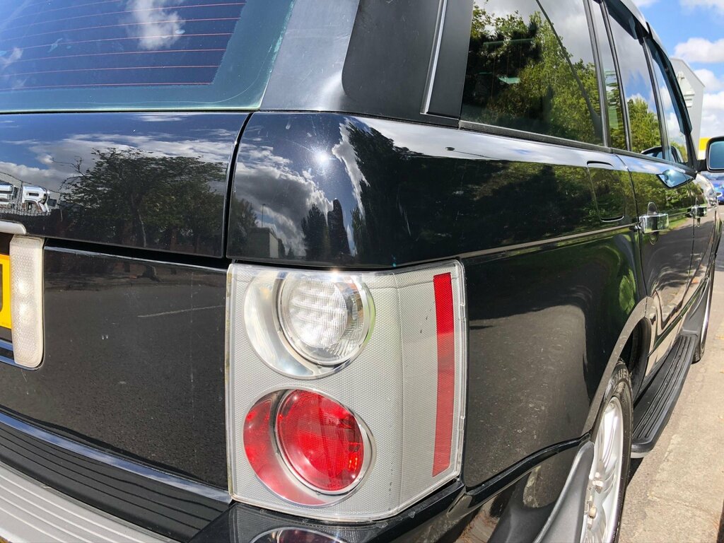 Land Rover Range Rover 3.6 Td V8 Vogue Black #2