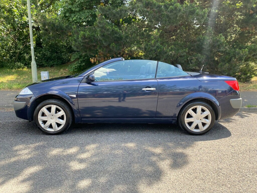 Renault Megane 1.6 Vvt Dynamique Blue #4