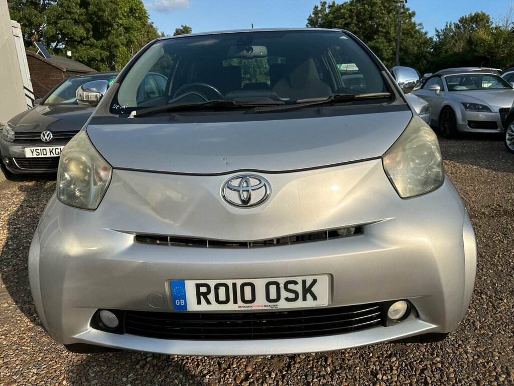 Toyota IQ 1.33 Dual Vvt-i 3 Multidrive Euro 4 Silver #2