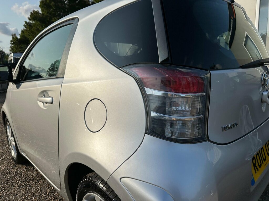 Toyota IQ 1.33 Dual Vvt-i 3 Multidrive Euro 4 Silver #3