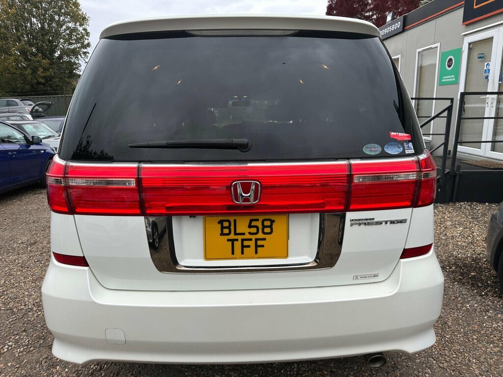 Honda Elysion Mpv White #15