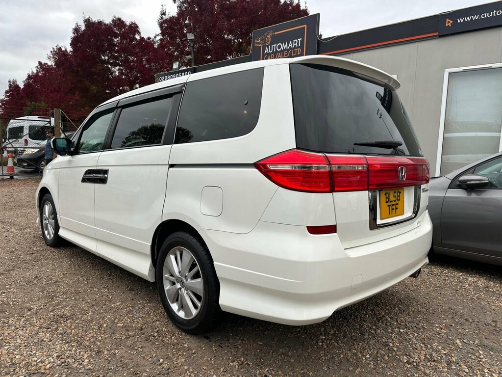 Honda Elysion Mpv White #4