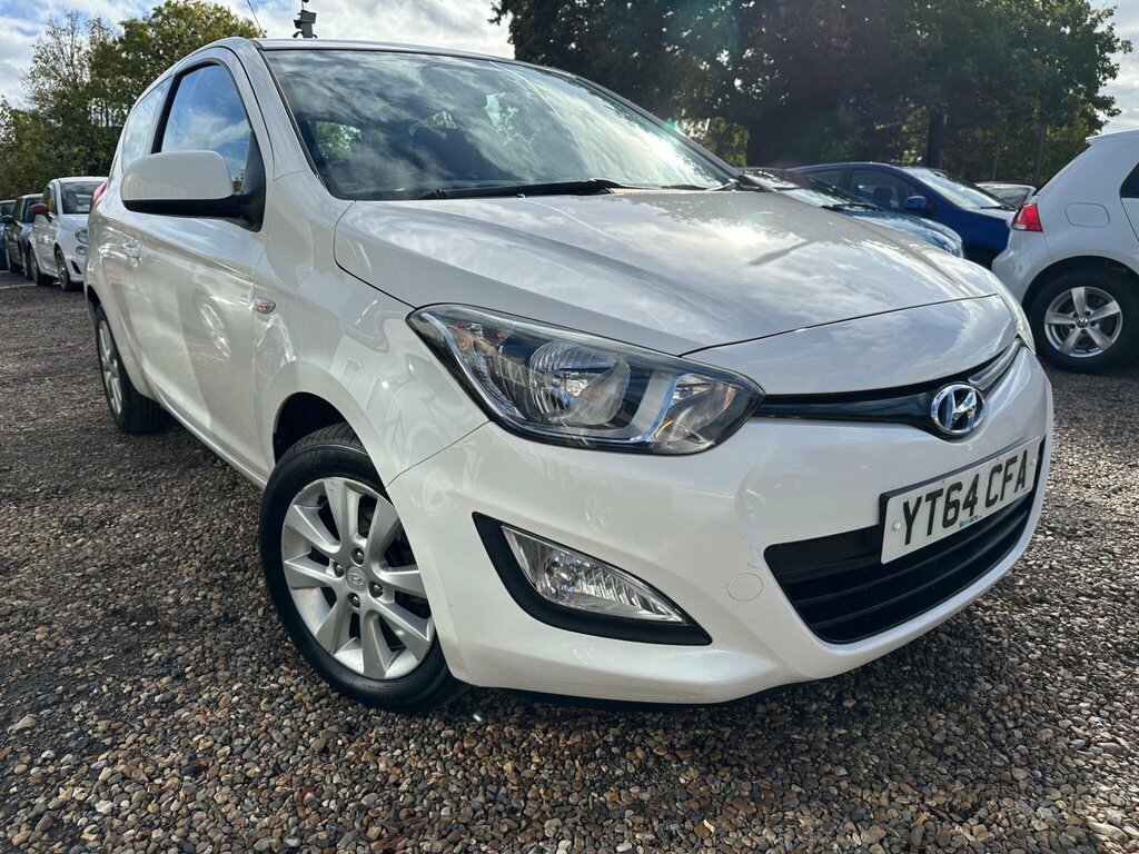 Hyundai I20 1.2 Active Euro 5 YT64CFA White #5