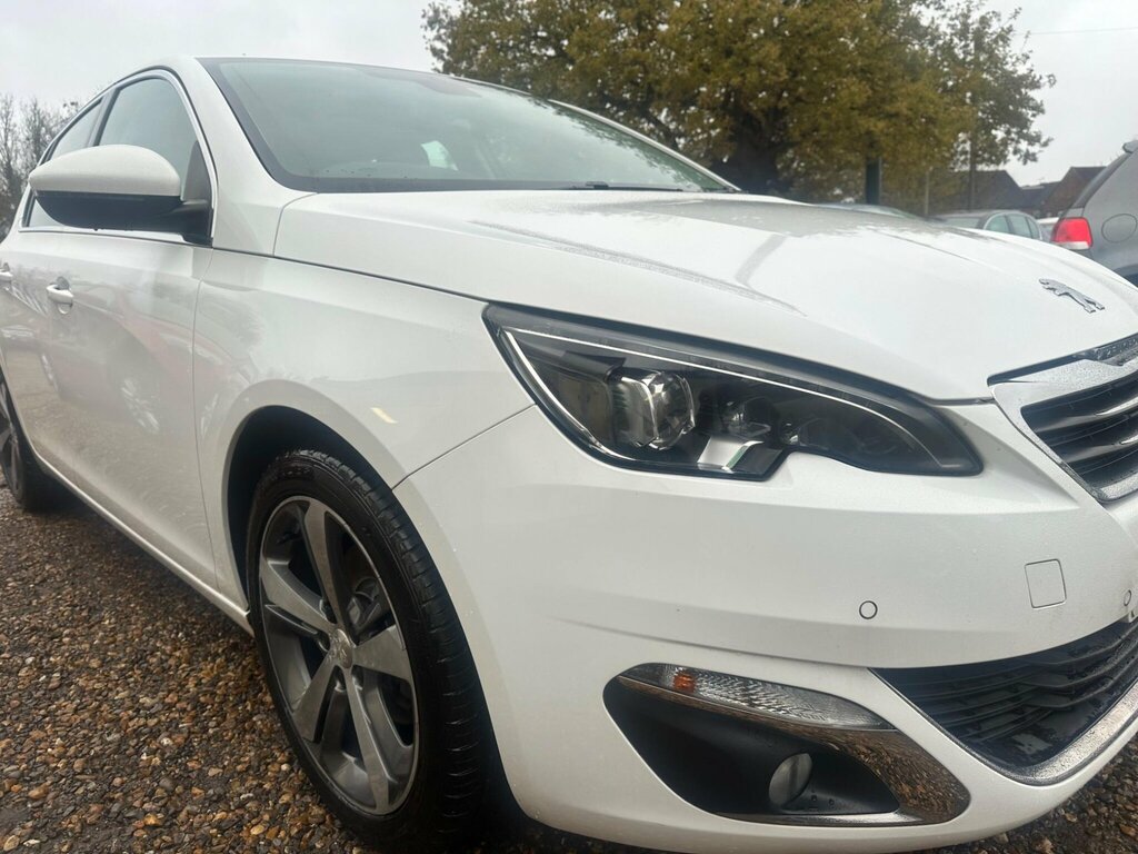 Peugeot 308 1.2 Puretech Allure Euro 6 Ss White #6