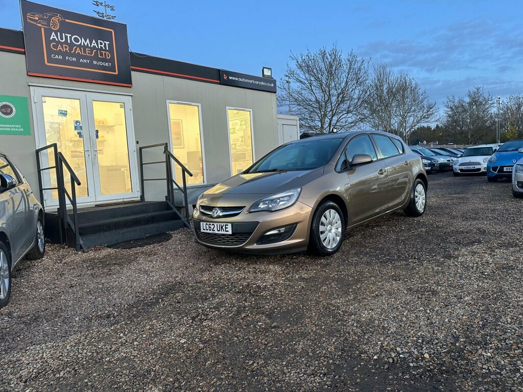 Vauxhall Astra 1.6 16V Exclusiv Euro 5 #3