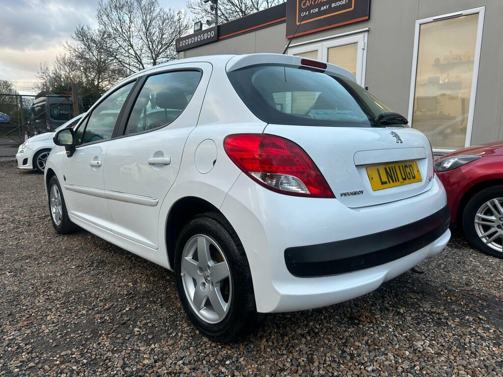 Peugeot 207 1.4 Vti Envy Euro 5 White #4