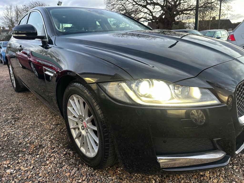 Jaguar XF 2.0D Prestige Euro 6 Ss BG65ERY Black #5