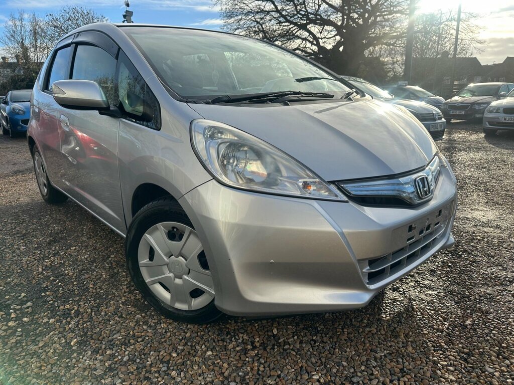 Honda Jazz 2012 1.3 I-vtec Ima Cvt Hybrid Silver #4