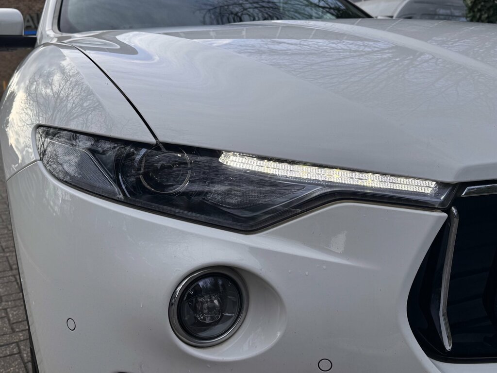Maserati Levante 3.0 V6 Suv Zf 4Wd Euro 6 Ss 350 Ps SN69XBJ White #3