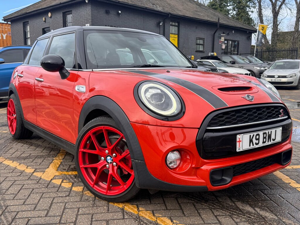 Mini Hatch 2.0 Cooper S Hatchback Steptronic Euro Orange