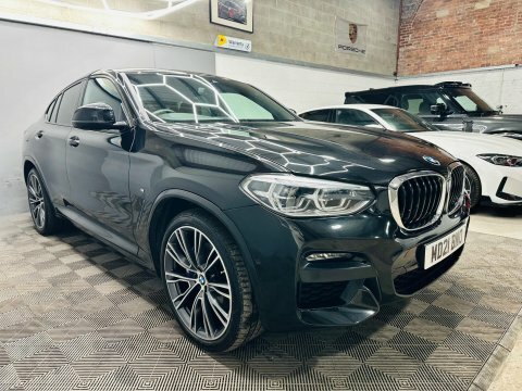 BMW X4 3.0 30D Mht MD21BNO Black #3