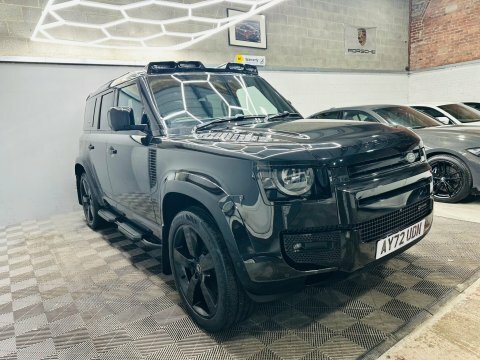 Land Rover Defender 3.0 D300 Mhev Black #5