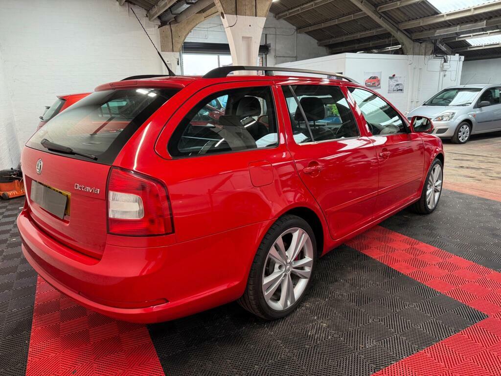Skoda Octavia 2.0 Tdi Vrs Euro 5 Red #6
