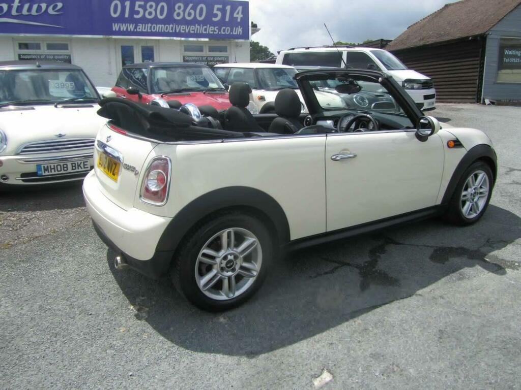 Mini Convertible Convertible 1.6 Cooper D Convertible 201212 White #5