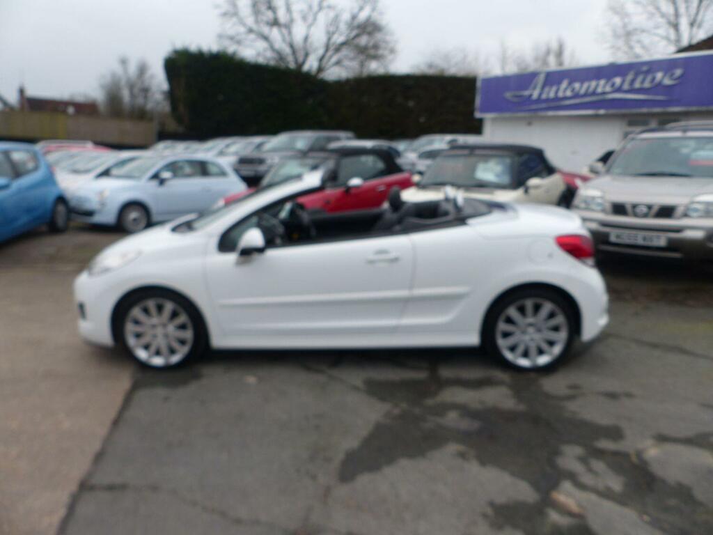Peugeot 207 CC Convertible 1.6 Hdi Allure 201212 CE12HMF White #2