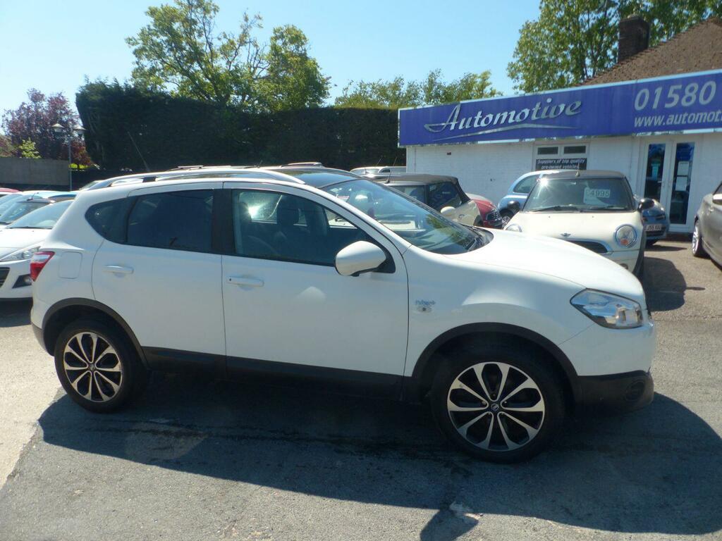 Nissan Qashqai Suv 1.5 Dci N-tec 2012 VK62DZB White #2