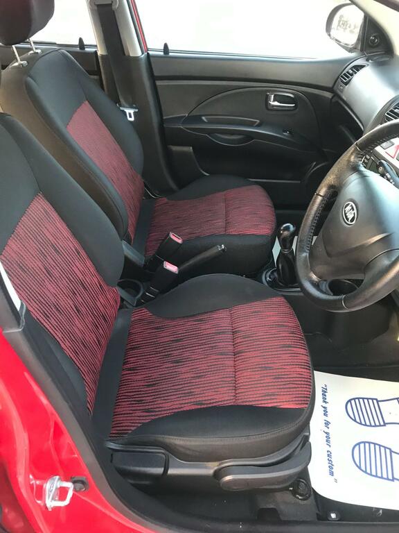 Kia Picanto Hatchback 1.1 Red 200909 WV09LPF Red #6