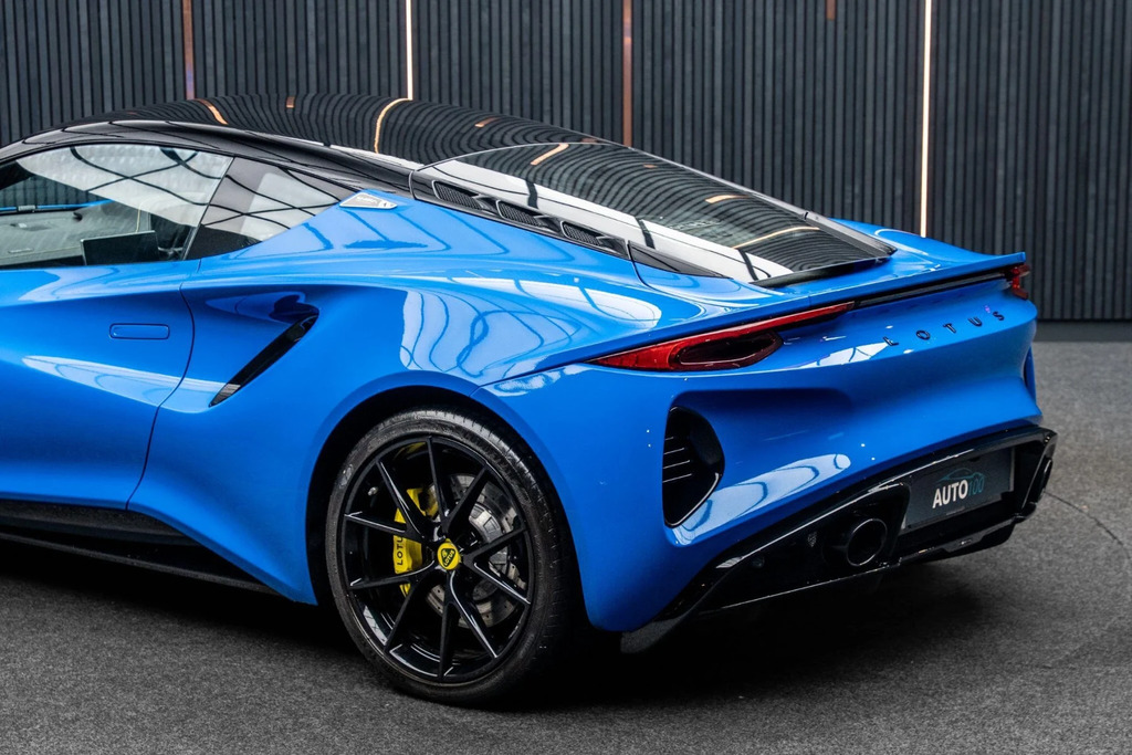 Lotus Emira Emira V6 First Edition Green #19