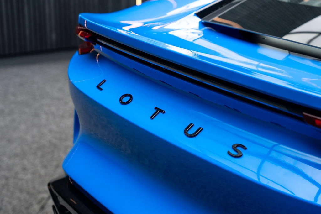 Lotus Emira Emira V6 First Edition Green #25