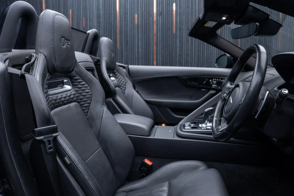 Jaguar F-Type 5.0 V8 R Awd Euro 6 Ss LR23CVY Black #2