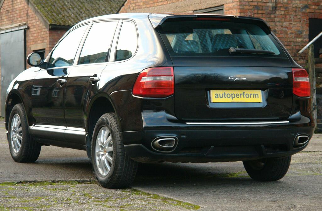 Porsche Cayenne 3.0 Tdi V6 Tiptronic S Awd Black #3