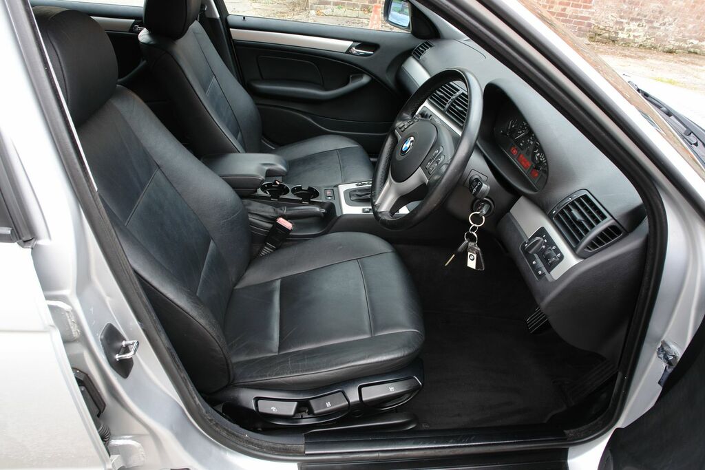 BMW 3 Series 318I Se Touring Tiptronic Silver #6