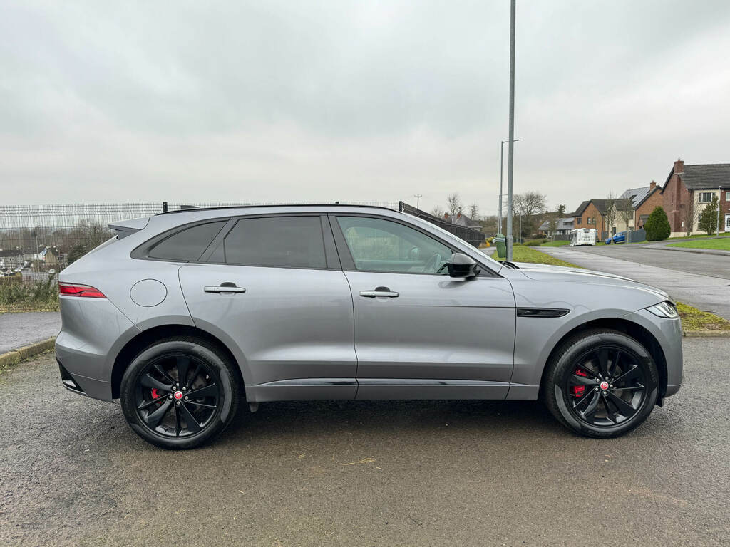 Jaguar F-Pace 2.0 D200 R-dynamic Black Awd MA03NAS Grey #5