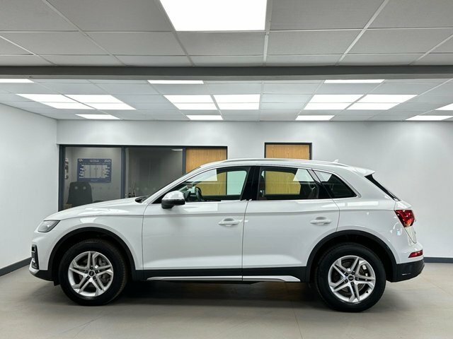 Audi Q5 2.0 Tdi 40 Sport Suv S Tronic Quattro E RV71TNL White #4