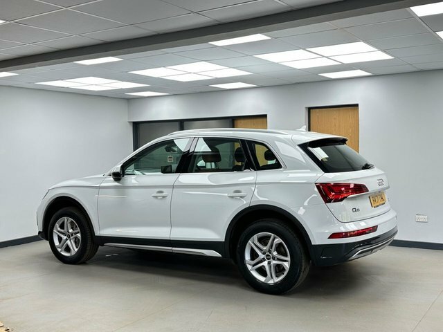 Audi Q5 2.0 Tdi 40 Sport Suv S Tronic Quattro E RV71TNL White #5