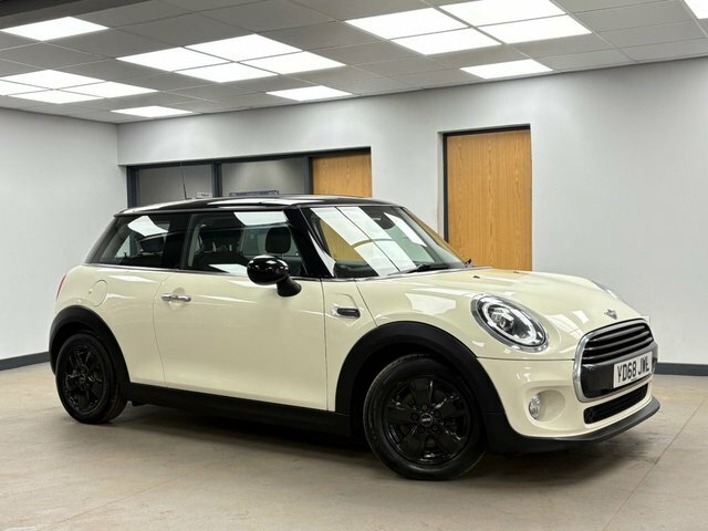 Mini Hatch 1.5 Cooper Hatchback Euro 6 Ss YD68JWL White #2