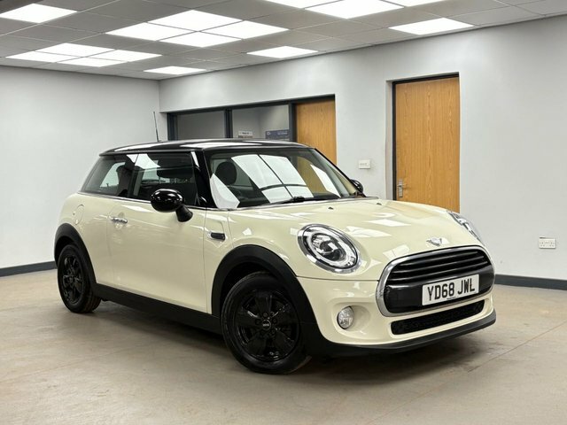 Mini Hatch 1.5 Cooper Hatchback Euro 6 Ss White