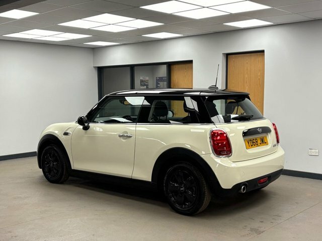 Mini Hatch 1.5 Cooper Hatchback Euro 6 Ss YD68JWL White #6