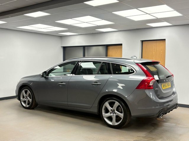 Volvo V60 2.0 D4 R-design Nav Estate Euro WH65NKN Grey #5
