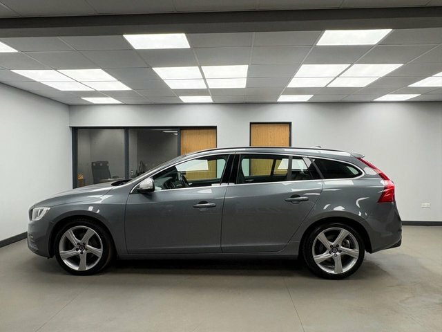 Volvo V60 2.0 D4 R-design Nav Estate Euro WH65NKN Grey #4