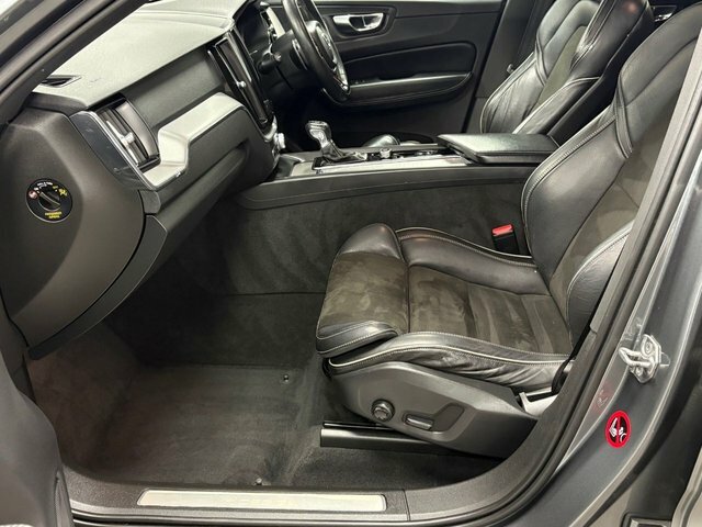 Volvo XC60 2.0 D4 R-design Suv Awd Euro 6 S YY67PEO Grey #6