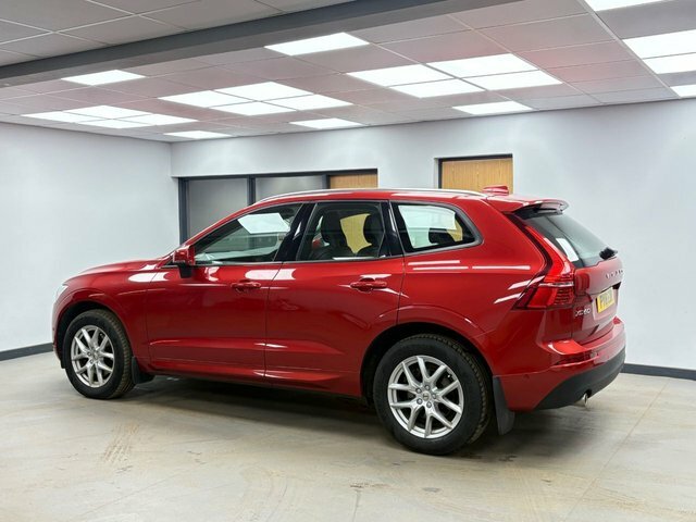 Volvo XC60 2.0 D4 Momentum Suv Awd Euro 6 S PY18EOR Red #5