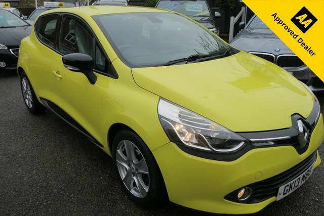 Renault Clio 2013 0.9 Tce Dynamique Medianav Hatchback Petr Yellow