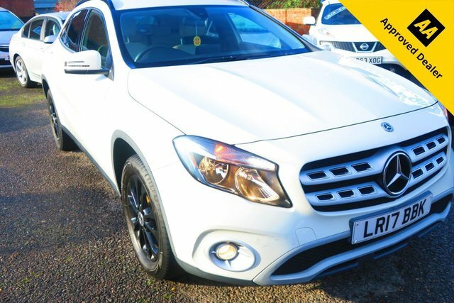 Mercedes-Benz GLA Class 2017 2.1 Gla200d Se Suv Euro 6 White