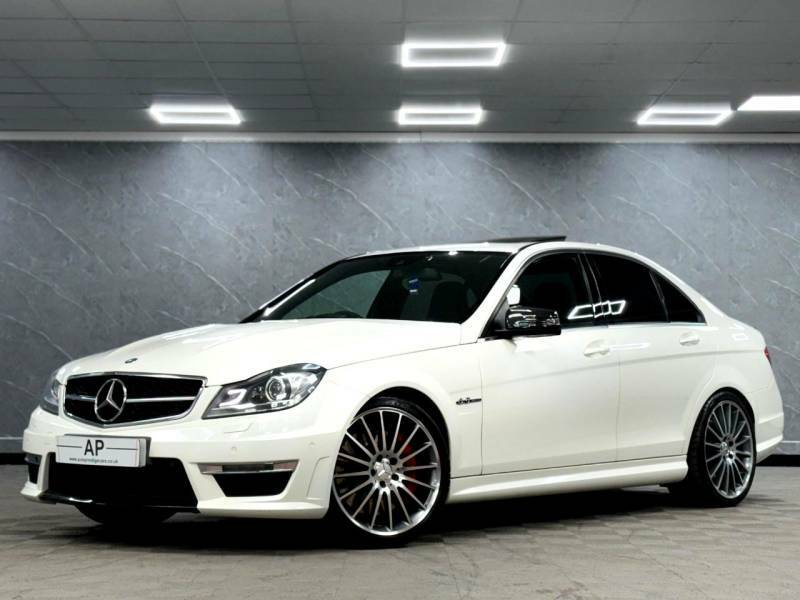 Mercedes-Benz C Class 6.3 C63 V8 Amg Spds Mct Euro 5 Amg Performance LF13UYJ White #4