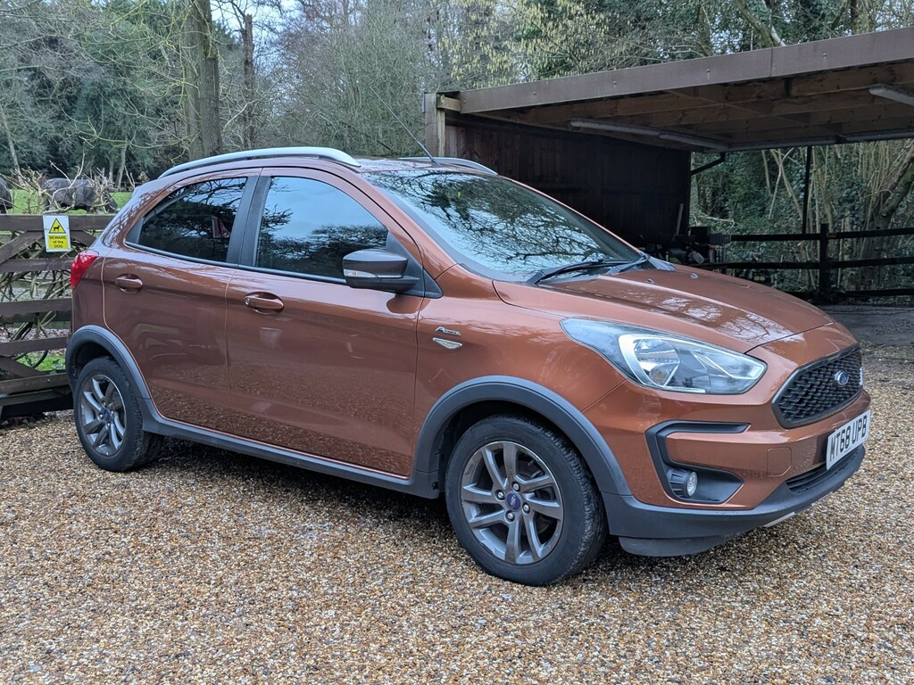 Ford KA+ Active #6