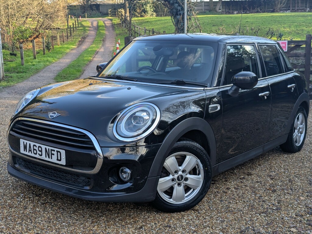 Mini Hatch Cooper Classic