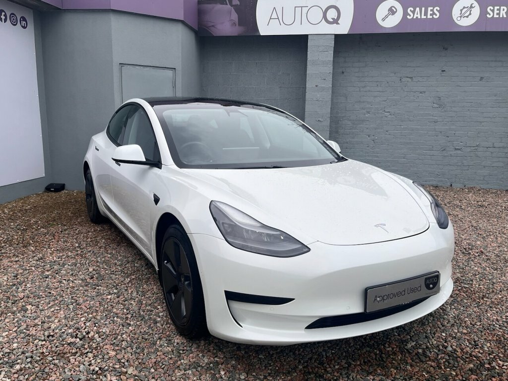 Tesla Model 3 Saloon AF71UNZ White #6
