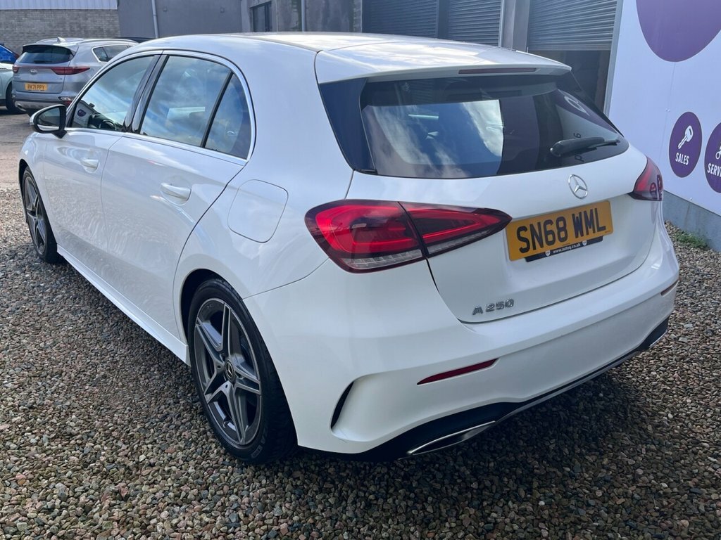 Mercedes-Benz A Class 2L Amg Line White #4