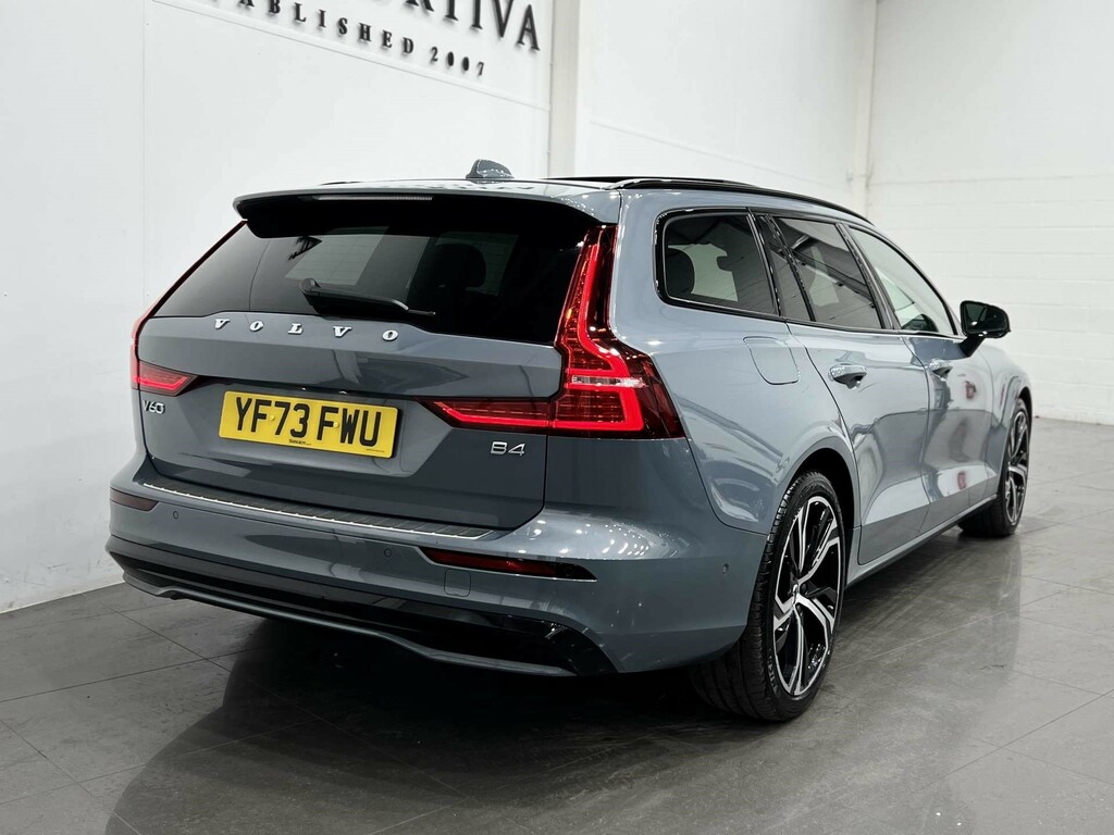 Volvo V60 2 L Ultimate B4 Mhev YF73FWU #4