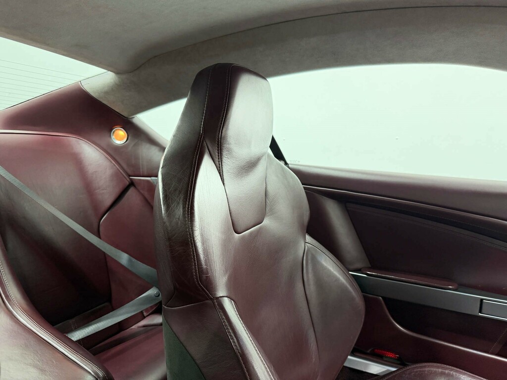 Aston Martin DB9 V12 Silver #30