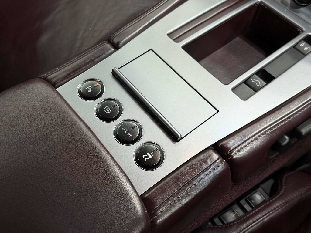 Aston Martin DB9 V12 Silver #32