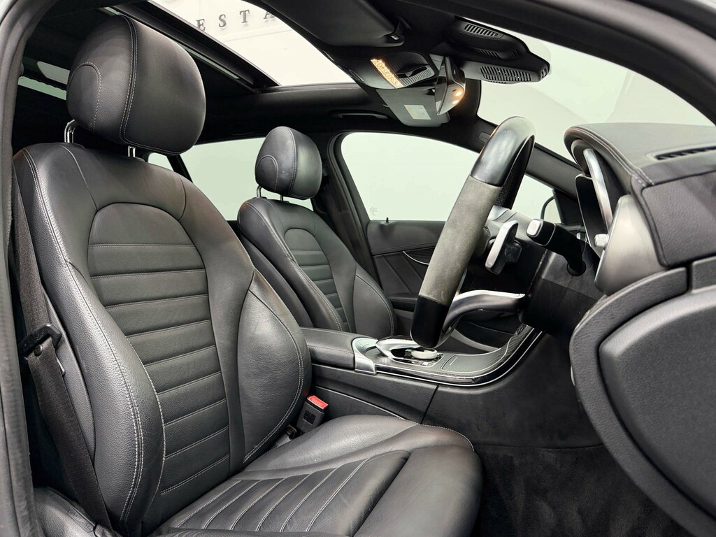 Mercedes-Benz 300 Cle Premier Edition Mhev 4Matic A 4Wd  #2
